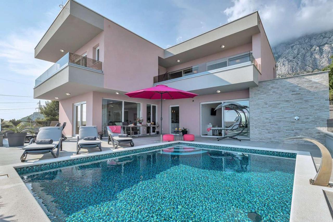 Villa Astra *